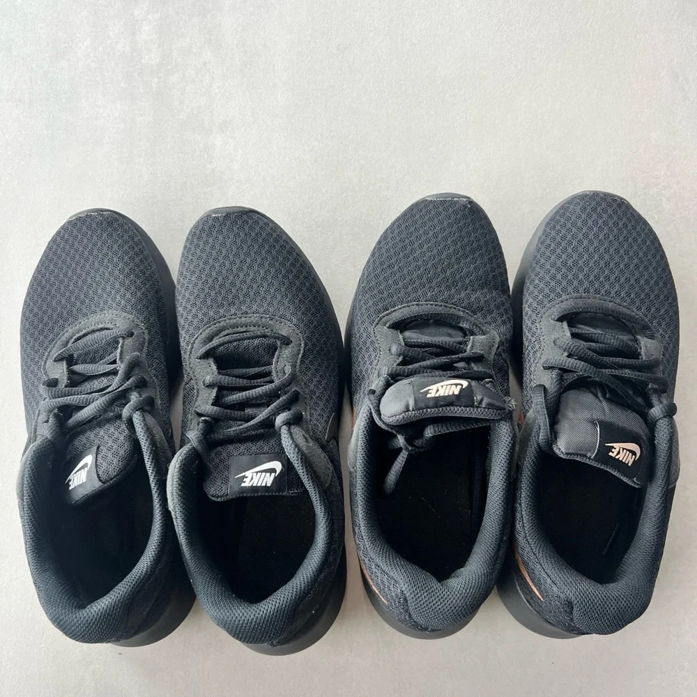 Bundle of 2 NIKE Tanjun Black Gold sneakers athletic size 7 running gym trainers - Picture 4 of 11